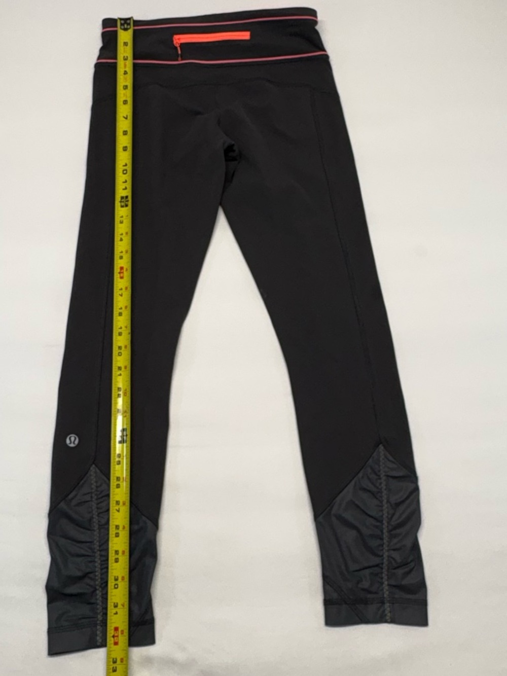 Lululemon Pace Queen Tight 7/8 Running Leggings - Soot / Pink - Size 4 - Picture 3 of 8